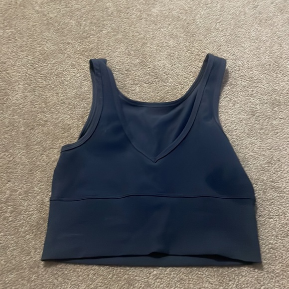 Blue Cropped Workout Top - Picture 1 of 3